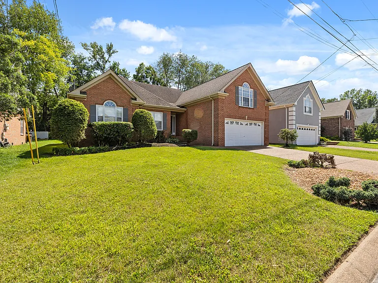 5436 Reagan Run — Photo 4