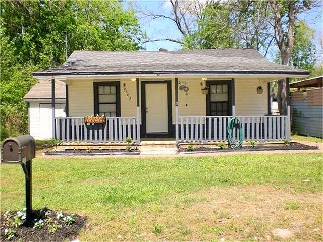 1st image of 2603 Holly Ave