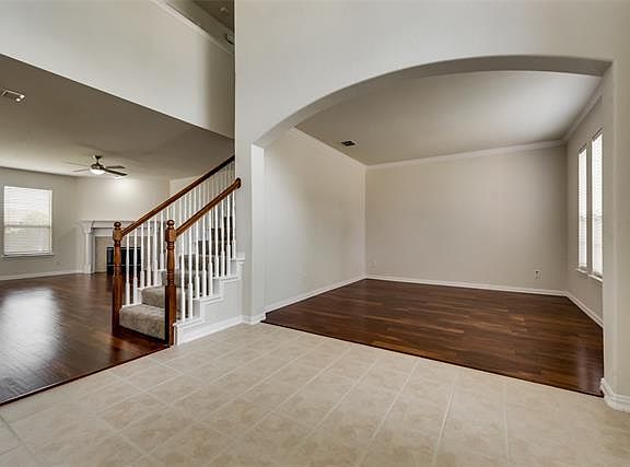 4th image of 4536 White Rock Ln