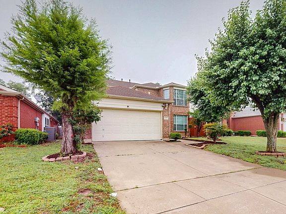 3rd image of 8413 Vicksburg Ln