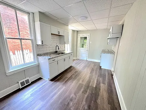 143 Stevens Ave Photo 1