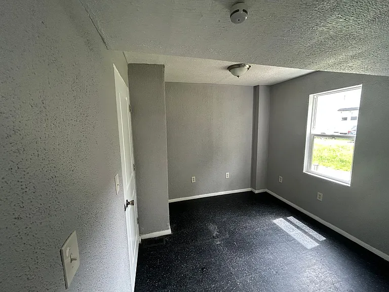 2344 East Ave — Photo 2