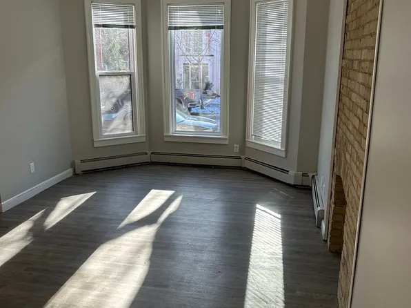 728 East 16th Street (New Town)