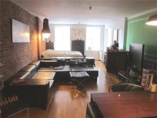 Rented by Citi Habitats | media 17