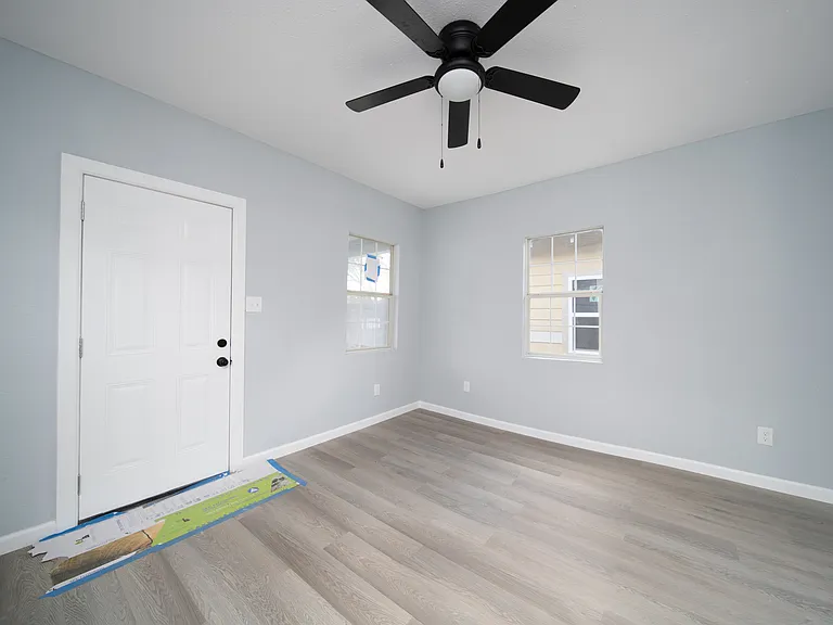 1321 Bayou St — Photo 8