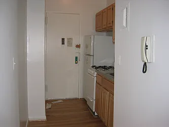 Rented by Rita S Citrin, LREB