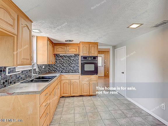 4th image of 4409 FENDER Court