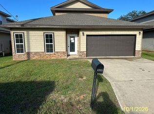 2135 Nina St, Navarre, FL 32566