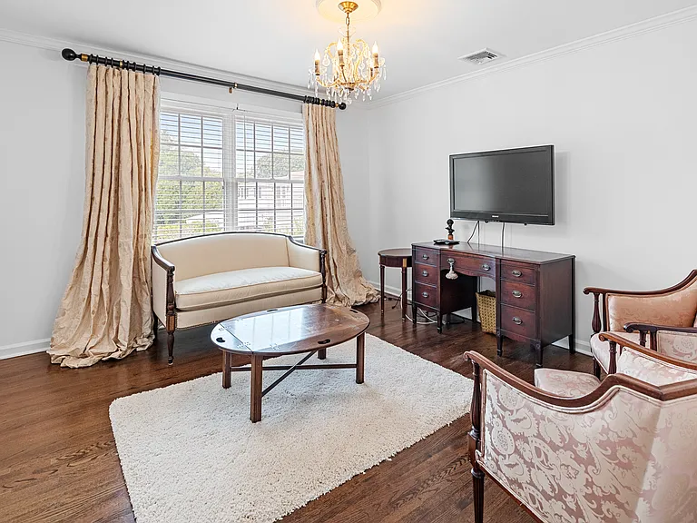 11 Leos Ln — Photo 19