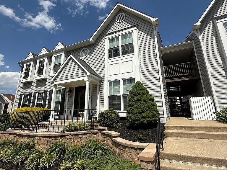 7809 Harrowgate Cir #C — Photo 1