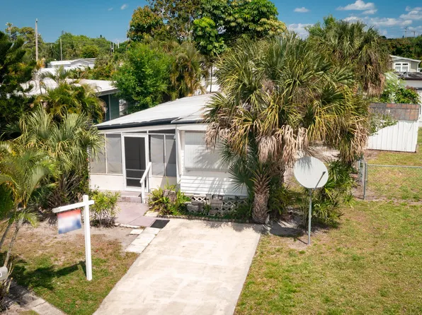 14654 Sunset Drive, Delray Beach, FL 33445