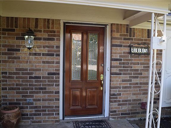 2nd image of 2445 Channing Dr
