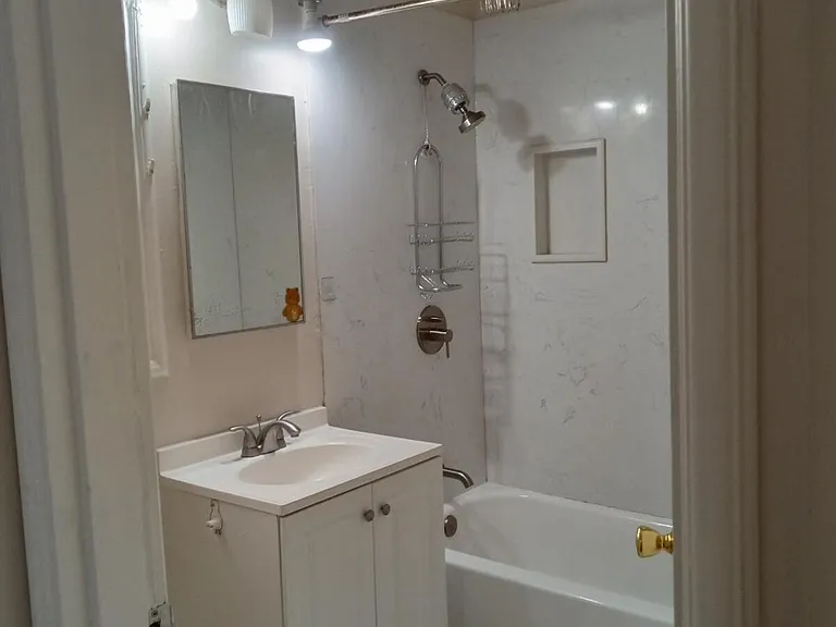 2218 Seminary Ave #A — Photo 6