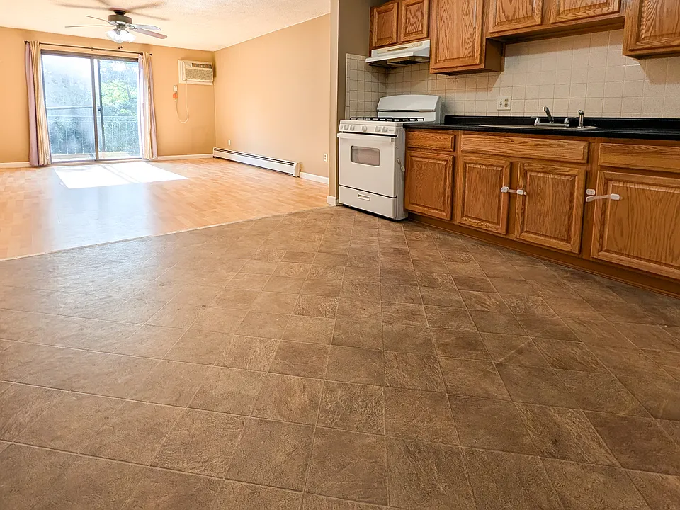 355 Pawtucket Blvd #26