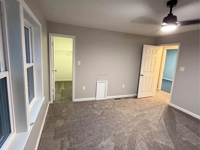 24 Magnolia Rd #4 — Photo 10