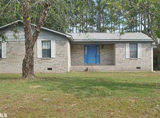 1195 Ridgewood Dr, Lillian, AL 36549
