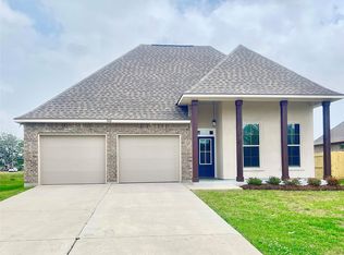 102 Jleigh Ln #J, Bridge City, TX 77611