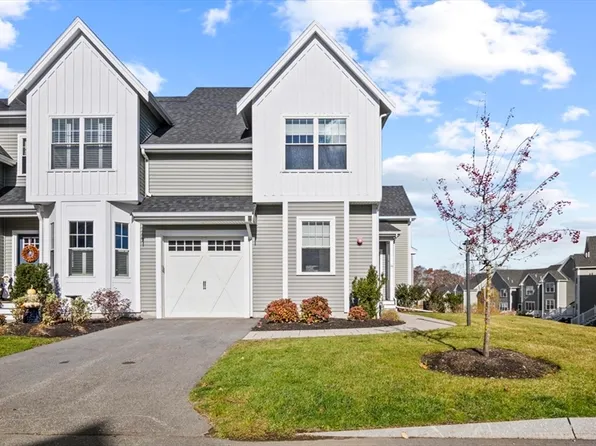 16 Winning Farm Rd #16, Woburn, MA 01801