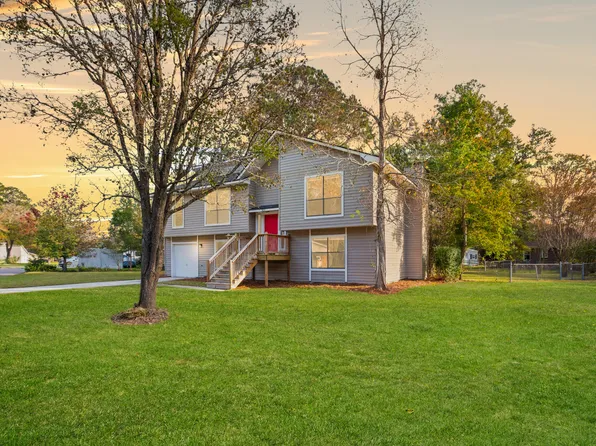 309 Canaberry Cir, Summerville, SC 29483