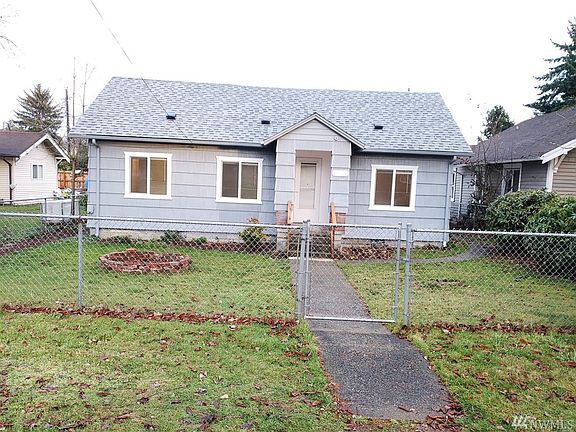 2nd image of 8223 E Sherwood St