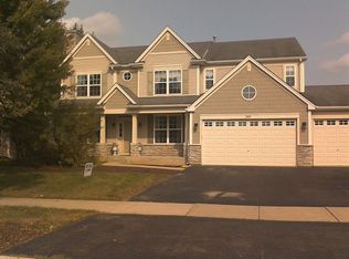 745 Boyce Rd, Sugar Grove, IL 60554