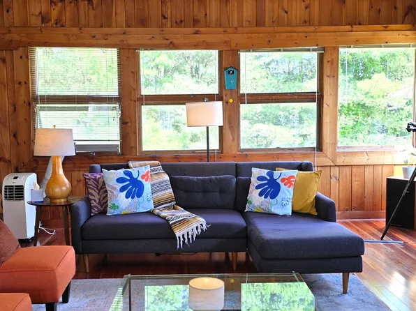 74 Bridgton Rd, Harrison, ME