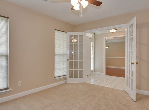3rd image of 249 High Chaparral Dr