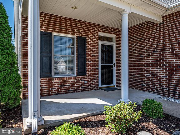 4th image of 109 Sarvis Ct