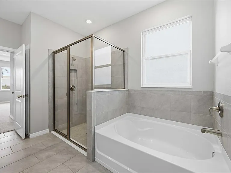 5719 Woodland Sage Dr — Photo 36