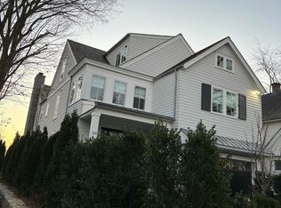 119 Havemeyer Pl, Greenwich, CT 06830