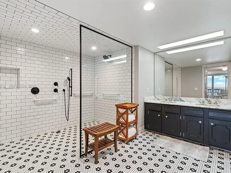 2200 S Ocean Ln #708 — Photo 24