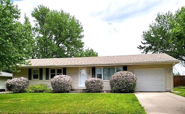 1st image of 400 S Kenwood Blvd