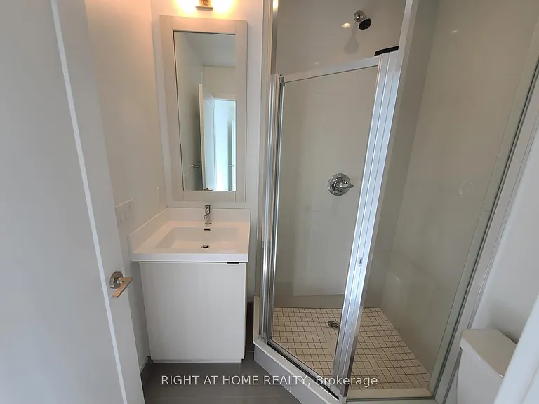 7 Mabelle Ave #4001 — Photo 25