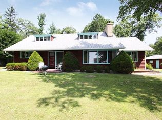 6650 Greenbriar Rd, Middleton, WI 53562