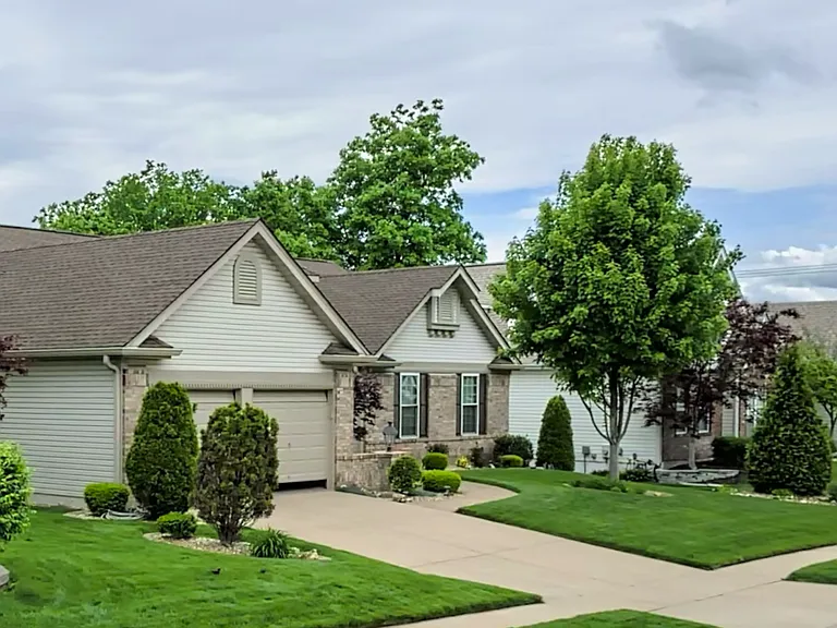 1307 Norwood Hills Dr — Photo 2