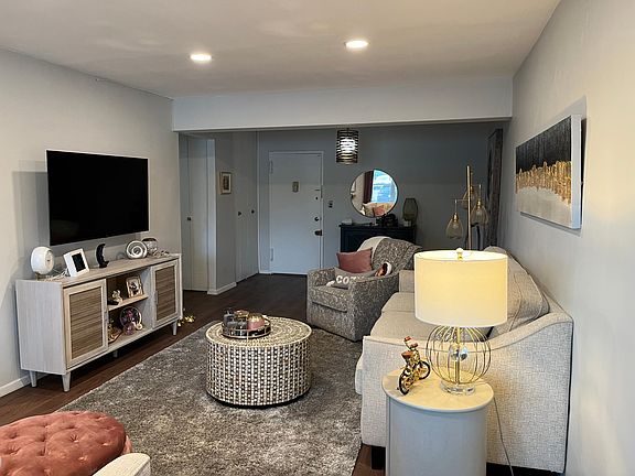 4th image of 11 Balint Dr APT 341