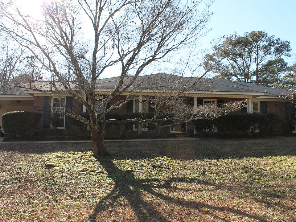 1st image of 4810 Lake Forest Ave