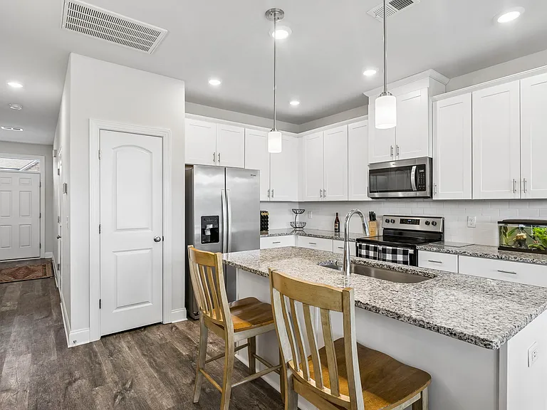408 Wooden Shoe Way — Photo 11