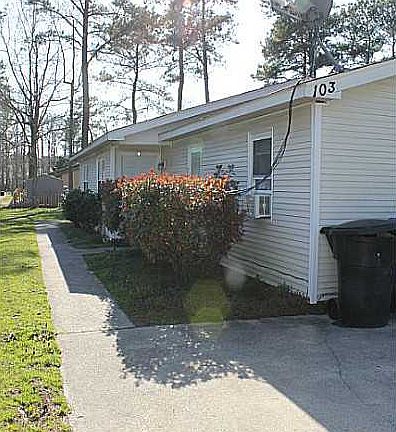 4th image of 103 Bassett Ave #B
