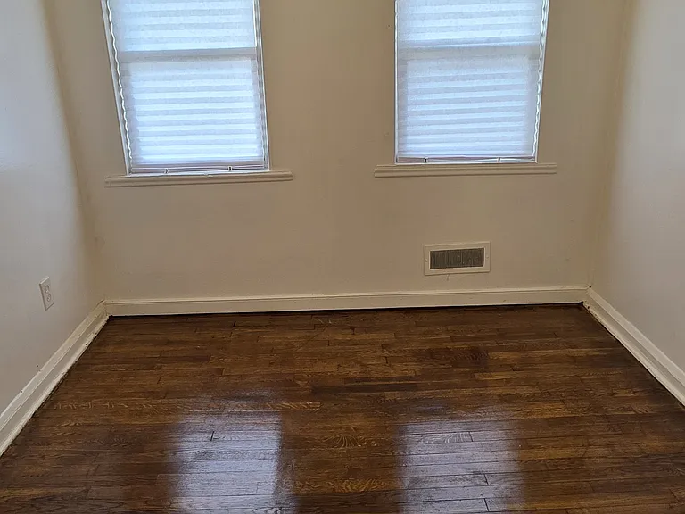 1005 Cameron Rd — Photo 11