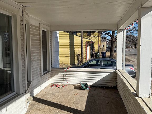 3rd image of 116 Conger St