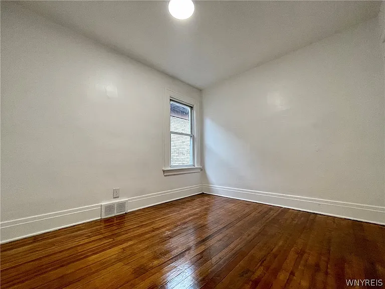 434 23rd St #UPPER — Photo 24