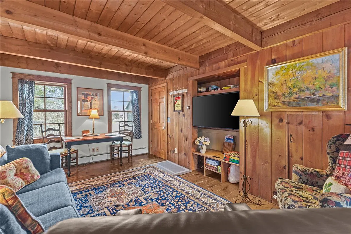 1 bed, 450 sqft, $2,200 — Photo 3