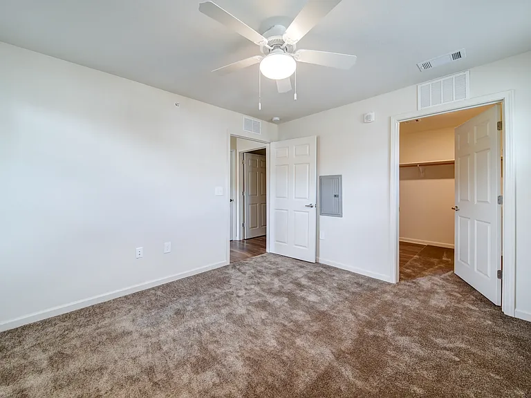 The Hub on Harris Apartment Homes — Photo 9