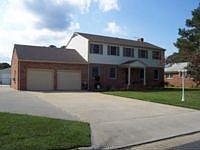 1st image of 16 Trottwood Dr