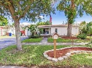2221 SW 67th Ln, Miramar, FL 33023