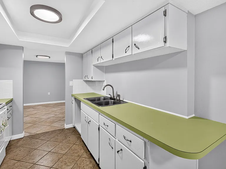 5439 Silver Spur Dr — Photo 8