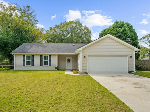 1311 Driftwood Dr, Charleston, SC 29412