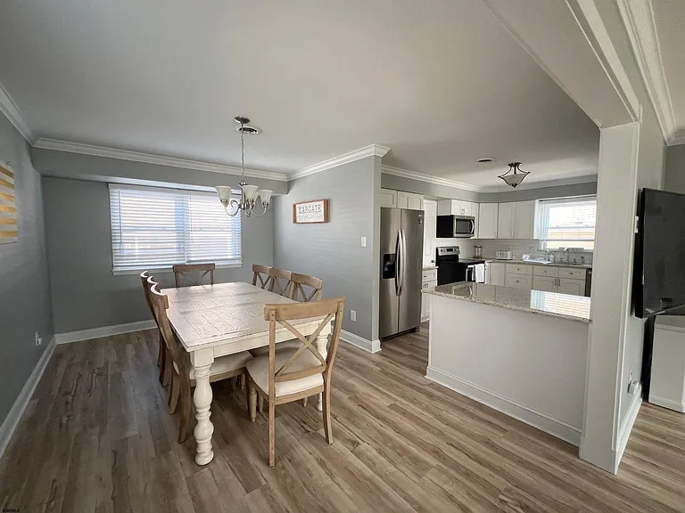 103 N Belmont Ave — Photo 6