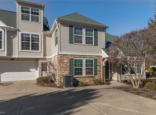 339 E Legend Ct #B, Highland Heights, OH 44143